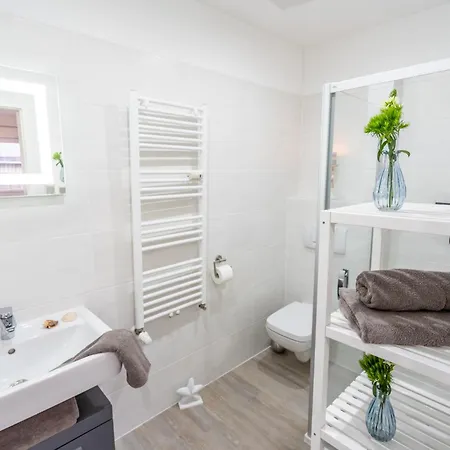 App 6 Bugoase Am Bug Fuer 7 Gaeste * Dranske