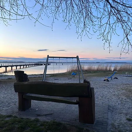 App 6 Bugoase Am Bug Fuer 7 Gaeste Lejlighed Dranske